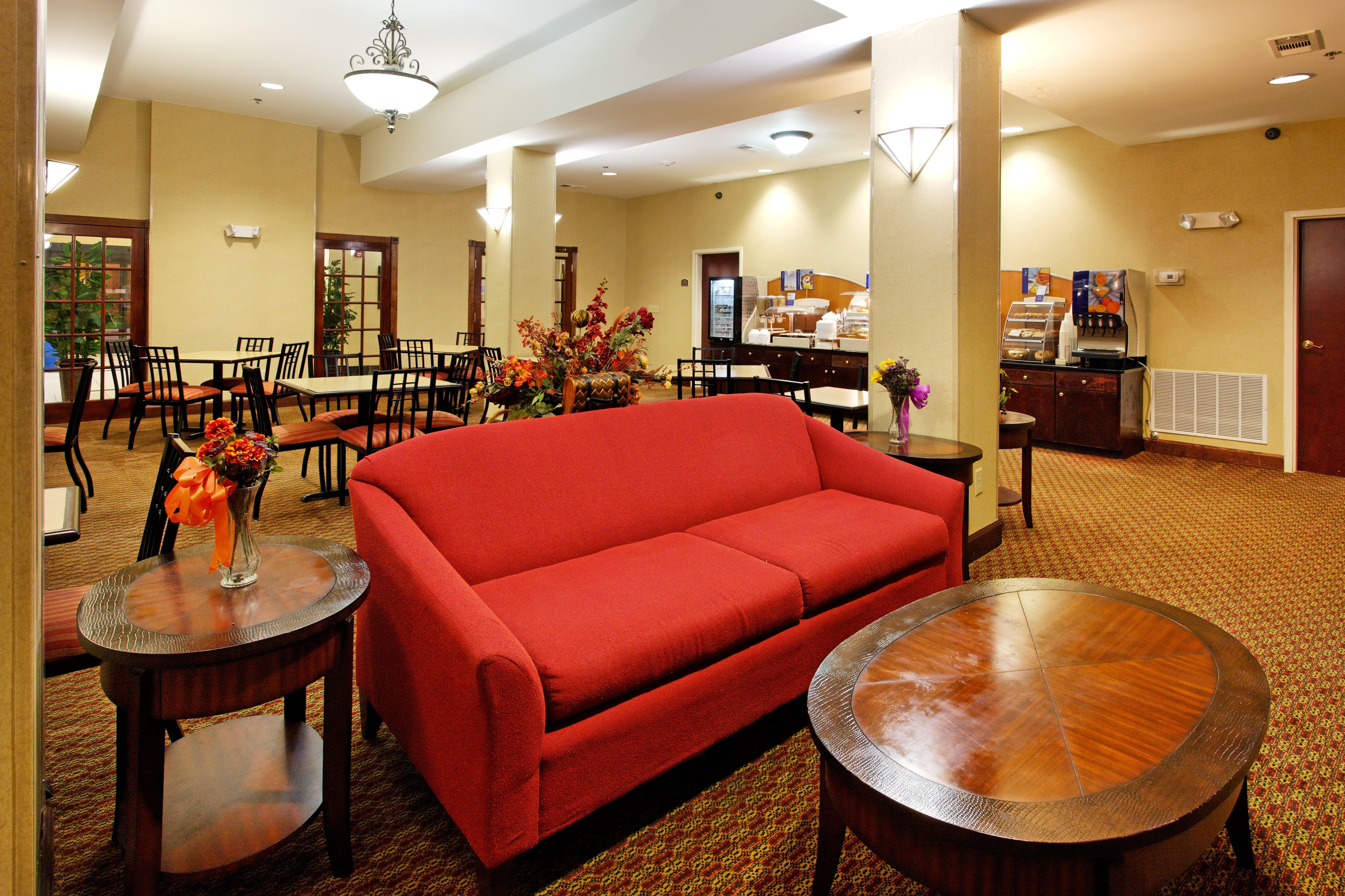 Holiday Inn Express & Suites Sylacauga Eksteriør bilde